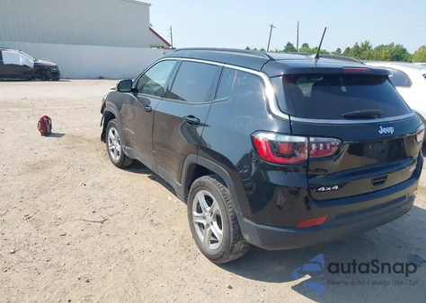 2024 Jeep Compass Latitude 4X4 из США, поврежденный, VIN 3C4NJDBN6RT606180